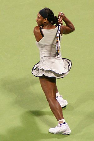 Archivo:Serena Williams at the 2008 WTA Tour Championships2