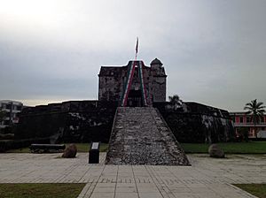 Archivo:Baluarte de Santiago Veracruz