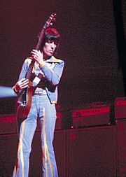 Archivo:Bill Wyman - Rolling Stones - 1975