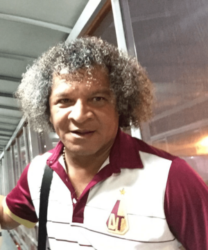 Archivo:BobpatiñogameroenSKBO