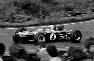 Archivo:BrabhamJack19650801Südkehre