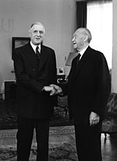 Archivo:Bundesarchiv B 145 Bild-F015892-0010, Bonn, Konrad Adenauer und Charles de Gaulle
