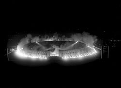 Archivo:Bundesarchiv B 145 Bild-P017239, Berlin, Olympiastadion bei Nacht