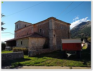 Archivo:Cantoral de la pena 28 - Iglesia parroquial (vista general)