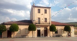 Archivo:Casa consistorial de Valdezate