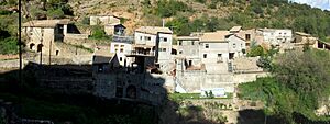 Archivo:Conca de Dalt. Toralla i Serradell. Rivert. Lo barri panoràmica