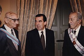 Eduardo Frei Ruiz-Tagle junto a Leopoldo Castedo y Hernán Santa Cruz (1994).jpg