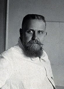 Gaston Ramon. Photograph. Wellcome V0027053 (cropped).jpg