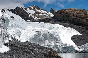 Archivo:Glacier Pastoruri-20