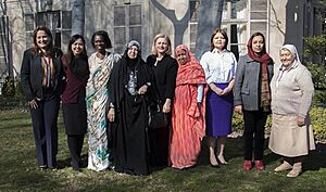 Archivo:IWOC Group photo 2018 without Aura Elena Farfan
