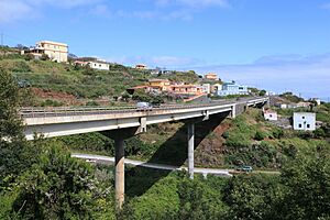 Archivo:La Palma - Puntallana - LP-1 - Puentes de El Granel 02 ies