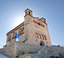 Maluenda - Iglesia de Santa Justa y Santa Rufina.jpg
