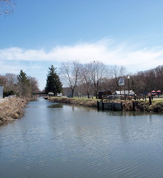 Ohio-Erie Canal in Canal Fulton