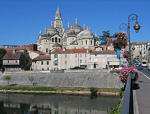 Archivo:Perigueux Cathedrale Saint Front