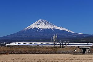 Archivo:Series-N700a-Mt.Fuji