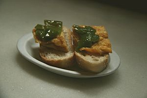 Archivo:Tapa tortilla francesa y pimiento verde