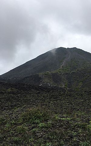 Archivo:Volcán de Izalco, Departamento de Sonsonate, El Salvador