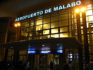 Archivo:Aeropuerto Malabo