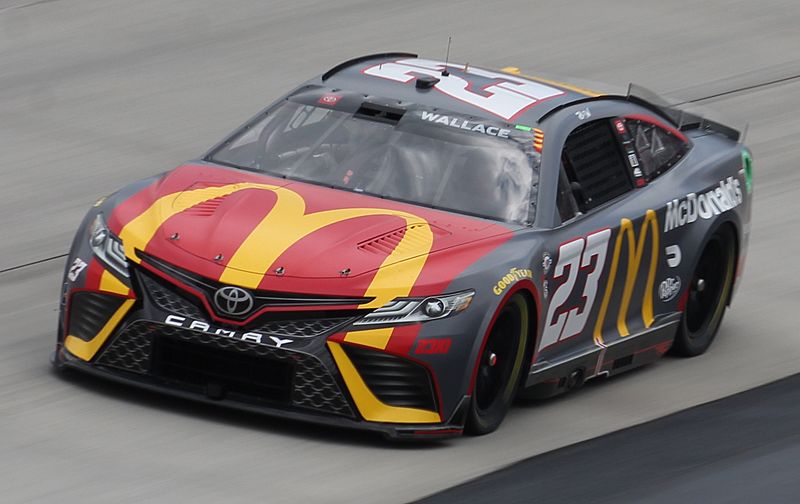 Bubba wallace (52866408256)