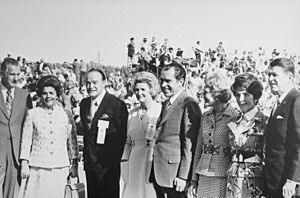 Archivo:Campaign event in California - NARA - 194741