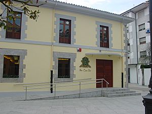 Archivo:Cantabria Santoña Teatro Casino Liceo 01 lou