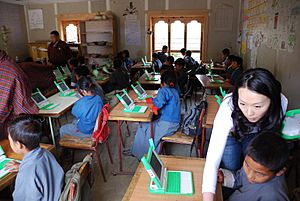 Archivo:Class room in a Thimpu school