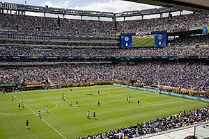 Archivo:DHS Secretary Kristi Noem Attends FIFA Club World Cup 2025 Championship Match - 54653678957