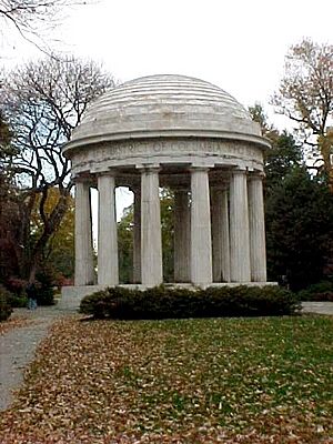 Archivo:Dc war memorial
