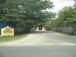 El Triunfo (Mérida), Yucatán (01).jpg