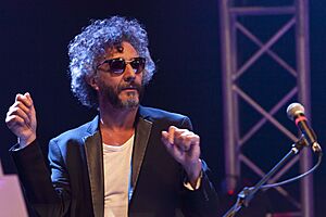 Archivo:Fito Páez - Homenaje a Gustavo Cerati en la TV Pública - 15528304599