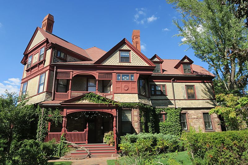 Archivo House at the corner of Manning and Hope Streets, Providence RI