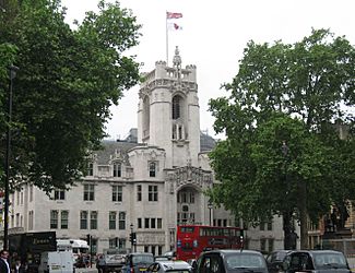 Middlesex Guildhall 16 May 2011.jpg