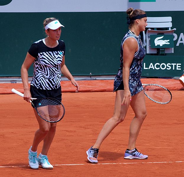 Paris-FR-75-open de tennis-2019-Roland Garros-court Mathieu-6 juin-double dames-09 (cropped)