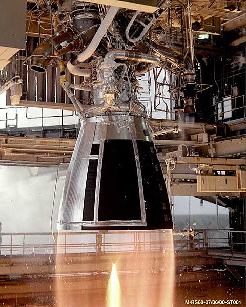 RS-68 rocket engine test