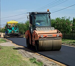 Archivo:Road building-Hungary-1