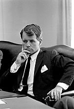 Archivo:Robert F. Kennedy 1964