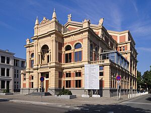 Archivo:Stadsschouwburg, Groningen 1276