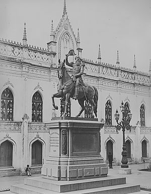 Archivo:Statue of Guzmán Blanco 1879