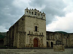 Archivo:Templo de los Reyes Magos