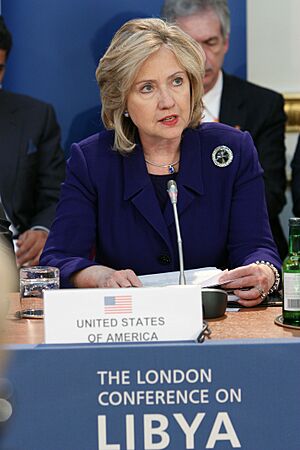 Archivo:US Secretary of State at the London Conference on Libya (5570842641)