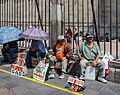 Vendedores en la Catedral Metropolitana, México D.F., México, 2013-10-16, DD 101
