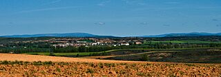 VillálvaroDesdeElSur 4301379.jpg