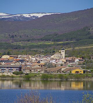 Vista general de Lozoya, Comunidad de Madrid (España).jpg
