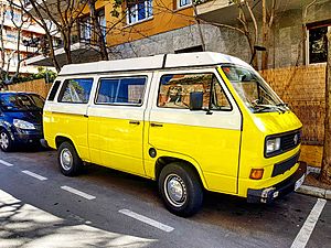 Archivo:Vw westfalia Sant Cugat 2018