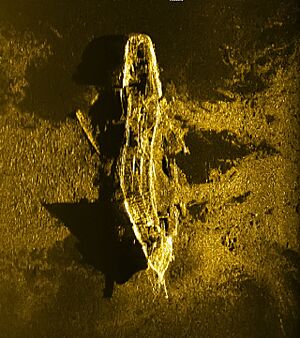 Archivo:A shipwreck discovered in December 2015