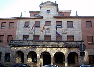 Archivo:Aguilar de Campoo - Ayuntamiento 1
