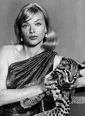 Archivo:Anne Francis Honey West 1965