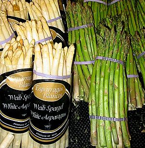 Archivo:Asparagus produce-1
