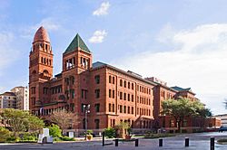 Bexar County Courthouse 2015.jpg