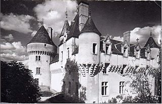 CP Chateau de Rouville Malesherbes, Loiret, Centre, France.jpg